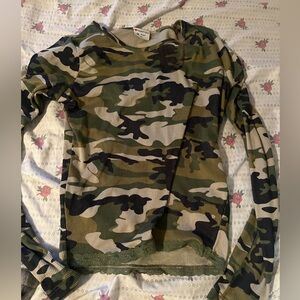 Camo top with lace trim